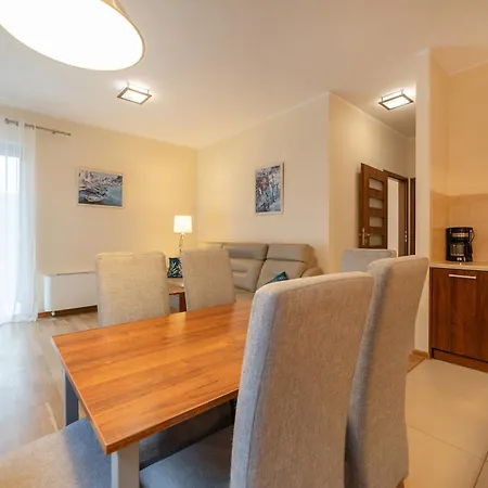 4 Pory Roku Basen Sauna 200m Plaza Apartment