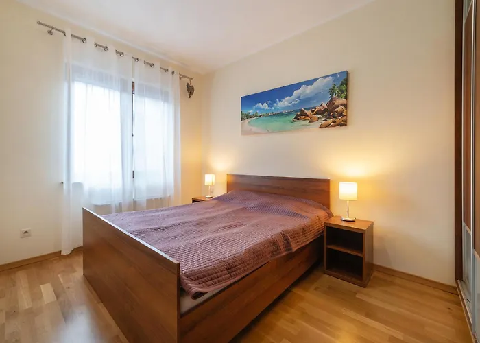 4 Pory Roku Basen Sauna 200m Plaza Jastrzębia Góra